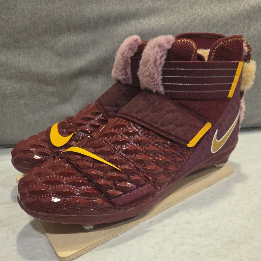 Nike Force Savage Elite 2 Trent Williams Promo Sample Cleats Size 14